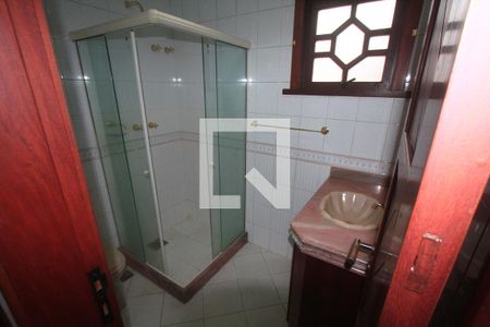 Casa à venda com 350m², 3 quartos e 4 vagasBanheiro Suite 3