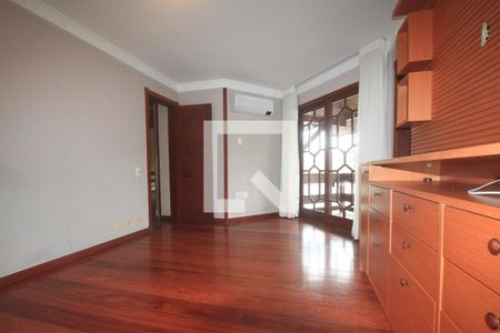 Casa à venda com 350m², 3 quartos e 4 vagasSuite 1