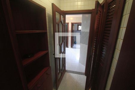 Casa à venda com 350m², 3 quartos e 4 vagasDispensa