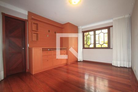 Casa à venda com 350m², 3 quartos e 4 vagasSuite 1