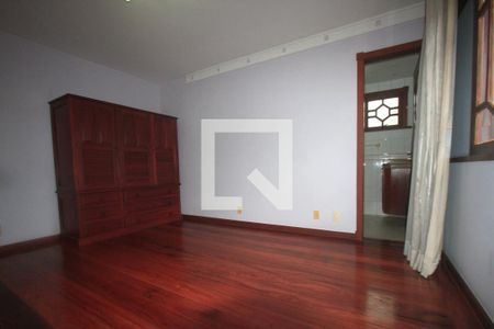 Casa à venda com 350m², 3 quartos e 4 vagasSuite 3