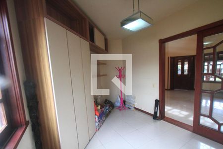 Casa à venda com 350m², 3 quartos e 4 vagasEscritório