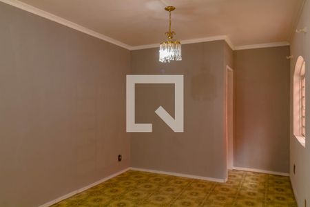 Casa para alugar com 250m², 3 quartos e 3 vagasQuarto