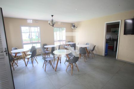 Apartamento para alugar com 55m², 2 quartos e 1 vaga Apartamento para alugar com 55m², 2 quartos e 1 vagaÁrea comum - Salão de festas