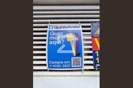 Casa à venda com 172m², 3 quartos e 1 vaga Casa à venda com 172m², 3 quartos e 1 vagaFachada