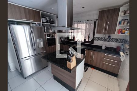 Casa à venda com 172m², 3 quartos e 1 vaga Casa à venda com 172m², 3 quartos e 1 vagaCozinha