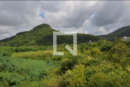 Vista de apartamento à venda com 2 quartos, 36m² em Vargem Pequena, Rio de Janeiro