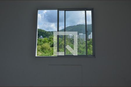 Quarto 1 de apartamento à venda com 2 quartos, 36m² em Vargem Pequena, Rio de Janeiro