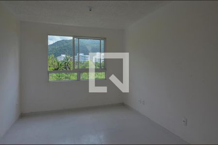 Sala de apartamento para alugar com 2 quartos, 36m² em Vargem Pequena, Rio de Janeiro