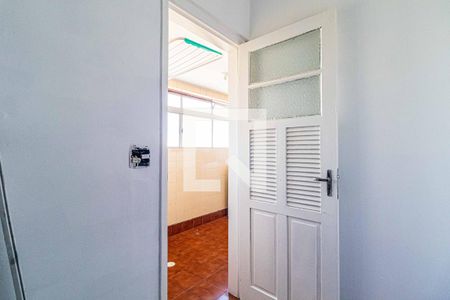 Apartamento para alugar com 73m², 2 quartos e sem vaga Apartamento para alugar com 73m², 2 quartos e sem vagaQuarto de serviço