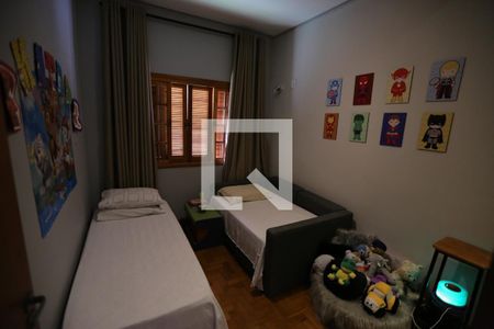 Casa de condomínio à venda com 140m², 4 quartos e 2 vagas Casa de condomínio à venda com 140m², 4 quartos e 2 vagasQuarto 2