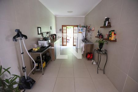 Casa de condomínio à venda com 140m², 4 quartos e 2 vagas Casa de condomínio à venda com 140m², 4 quartos e 2 vagasCozinha