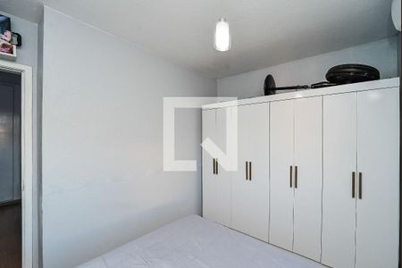 Quarto 1 de apartamento à venda com 2 quartos, 48m² em Sarandi, Porto Alegre