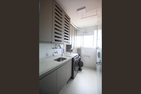 Apartamento à venda com 71m², 2 quartos e 1 vaga Apartamento à venda com 71m², 2 quartos e 1 vagaÁrea de Serviço