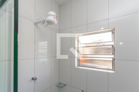 Banheiro de kitnet/studio para alugar com 1 quarto, 70m² em Jardim Cumbica, Guarulhos