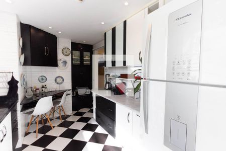 Apartamento à venda com 109m², 3 quartos e 1 vagaCozinha