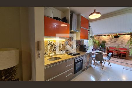 Cozinha de casa de condomínio à venda com 2 quartos, 78m² em Chácara Planalto, Jundiaí