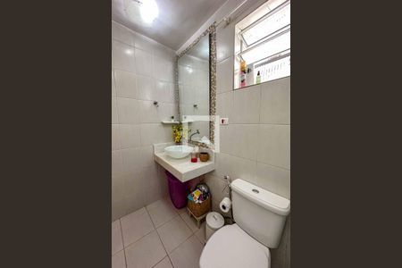 Casa à venda com 260m², 4 quartos e 4 vagas Casa à venda com 260m², 4 quartos e 4 vagasBanheiro