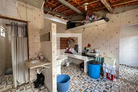 Casa à venda com 260m², 4 quartos e 4 vagas Casa à venda com 260m², 4 quartos e 4 vagasÁrea de Serviço