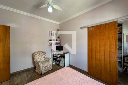 QuartoQuarto de casa à venda com 4 quartos, 260m² em Chora Menino, São Paulo