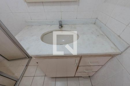 Banheiro de apartamento para alugar com 2 quartos, 44m² em Bela Vista, São Paulo