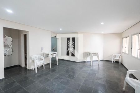 Apartamento para alugar com 44m², 2 quartos e sem vaga Apartamento para alugar com 44m², 2 quartos e sem vagaÁrea comum - Salão de festas
