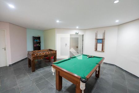 Apartamento para alugar com 44m², 2 quartos e sem vaga Apartamento para alugar com 44m², 2 quartos e sem vagaSalão de jogos