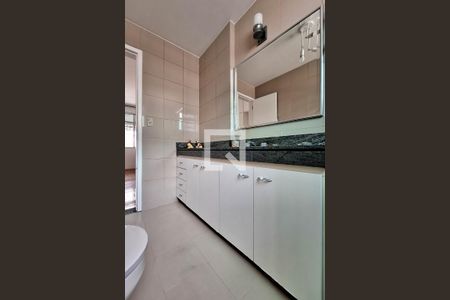 Apartamento à venda com 120m², 3 quartos e 1 vagaBanheiro da Suíte