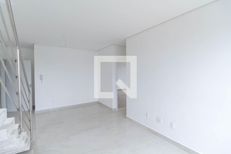 Sala 1 de apartamento à venda com 5 quartos, 300m² em Cabral, Contagem