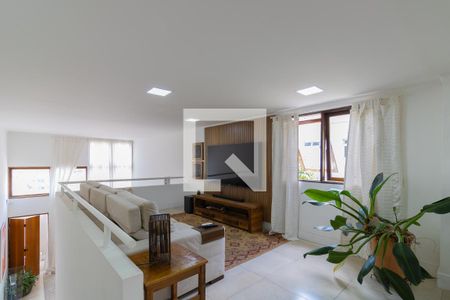 Sala de casa à venda com 3 quartos, 280m² em Jardim Londrina, São Paulo