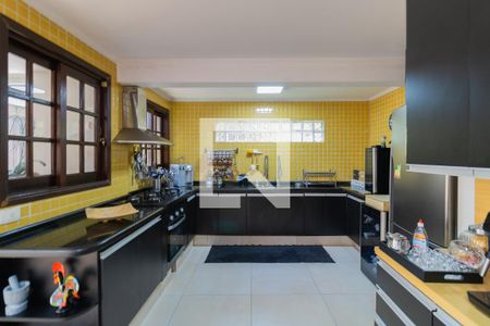 Casa à venda com 280m², 3 quartos e 3 vagasCozinha