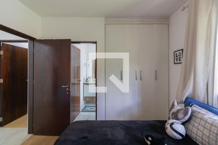 Casa à venda com 280m², 3 quartos e 3 vagasQuarto 2