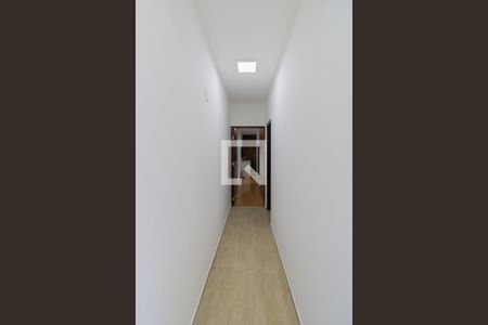 Casa à venda com 280m², 3 quartos e 3 vagasCorredor