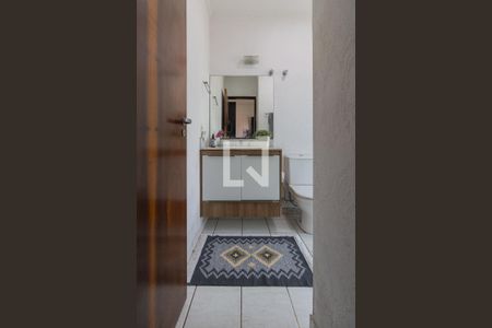 Casa à venda com 280m², 3 quartos e 3 vagasBanheiro do Quarto 2