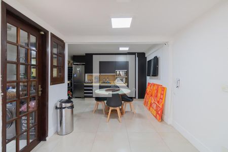 Casa à venda com 280m², 3 quartos e 3 vagasCozinha