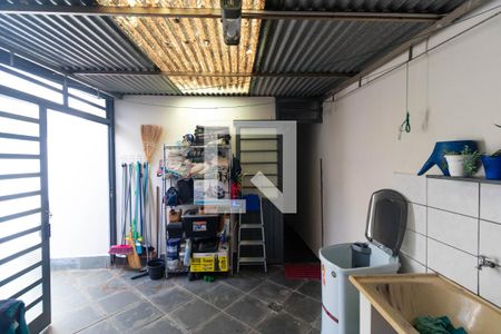 Casa à venda com 200m², 4 quartos e 3 vagas Casa à venda com 200m², 4 quartos e 3 vagasÁrea de Serviço da Casa 02