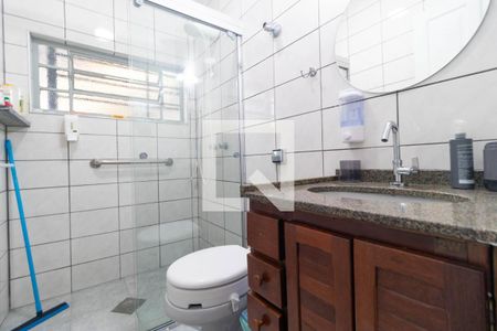 Casa à venda com 200m², 4 quartos e 3 vagas Casa à venda com 200m², 4 quartos e 3 vagasBanheiro da Suíte da Casa 02