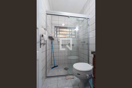 Casa à venda com 200m², 4 quartos e 3 vagas Casa à venda com 200m², 4 quartos e 3 vagasBanheiro da Suíte da Casa 02