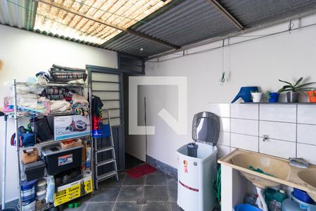 Casa à venda com 200m², 4 quartos e 3 vagas Casa à venda com 200m², 4 quartos e 3 vagasÁrea de Serviço da Casa 02