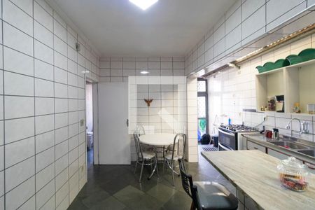 Casa à venda com 200m², 4 quartos e 3 vagas Casa à venda com 200m², 4 quartos e 3 vagasCozinha da Casa 01