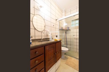 Casa à venda com 200m², 4 quartos e 3 vagas Casa à venda com 200m², 4 quartos e 3 vagasBanheiro da Casa 01