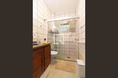 Casa à venda com 200m², 4 quartos e 3 vagas Casa à venda com 200m², 4 quartos e 3 vagasBanheiro da Casa 01