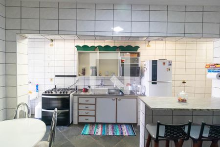 Casa à venda com 200m², 4 quartos e 3 vagas Casa à venda com 200m², 4 quartos e 3 vagasCozinha da Casa 01