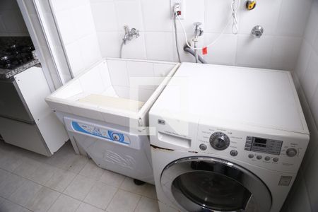 Apartamento para alugar com 62m², 2 quartos e 1 vagaÁrea de Serviço