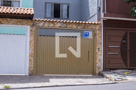 Casa à venda com 101m², 2 quartos e 2 vagasFachada