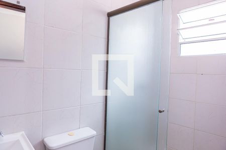 Banheiro do Quarto 1 de casa à venda com 2 quartos, 101m² em Parque Boturussu, São Paulo