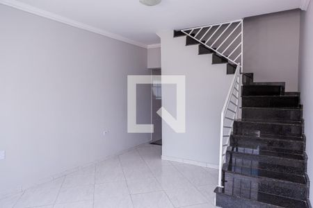 Sala de casa à venda com 2 quartos, 101m² em Parque Boturussu, São Paulo