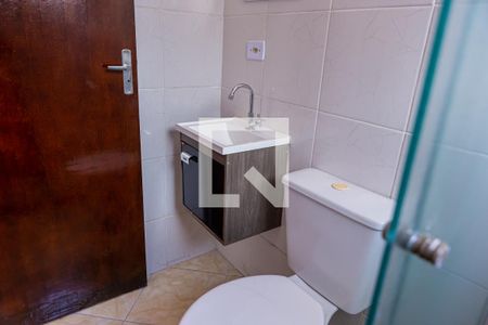 Casa à venda com 101m², 2 quartos e 2 vagasBanheiro do Quarto 1