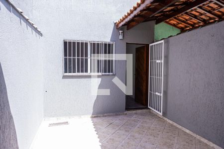 Casa à venda com 101m², 2 quartos e 2 vagasÁrea de Serviço e Quintal