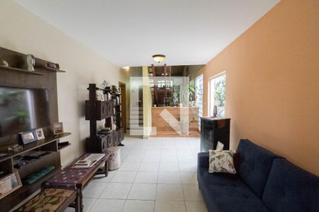 Sala 1 de casa à venda com 3 quartos, 194m² em Jardim Guanabara, Belo Horizonte